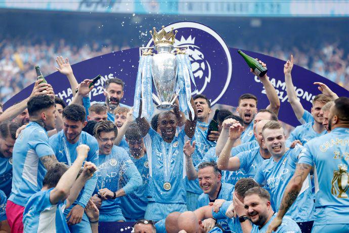 邮报：切尔西和皇马在关注穆里略，森林要价超过5500万镑（英媒称切尔西与皇马盯上穆里略，诺丁汉森林标价逾5500万英镑）