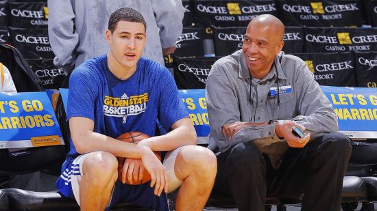 阿莱格里31场米兰和都灵德比取胜19场，仅输5场（阿莱格里德比战绩：对米兰与都灵31战19胜，仅败5场）