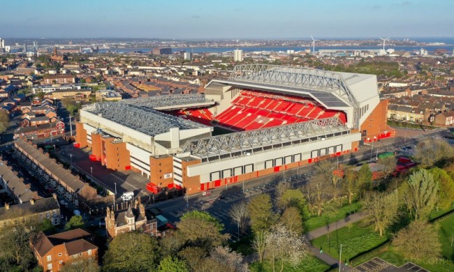 女子篮球联盟赛季焦点球员表现（女篮联赛本季明星球员表现盘点）