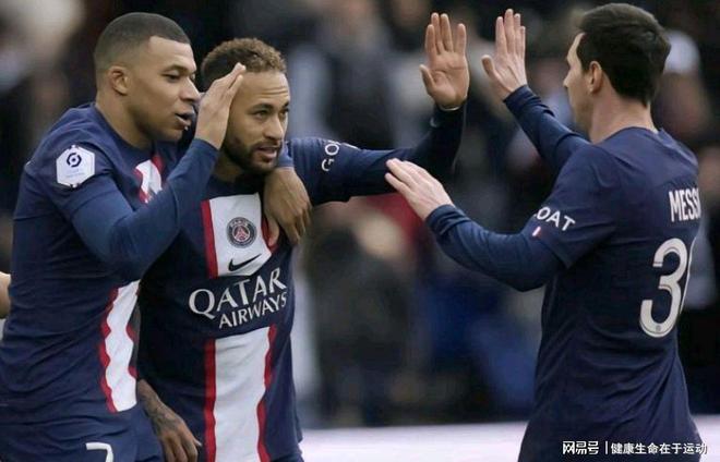 迈尔：对诺伊尔是否会重返德国国家队的反复讨论毫无意义（迈尔：不停炒作诺伊尔是否重返德国国家队毫无意义）