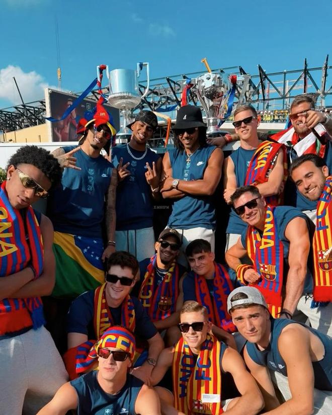 中距离投篮精准，得分效率高（中投稳定命中，得分效率出众）