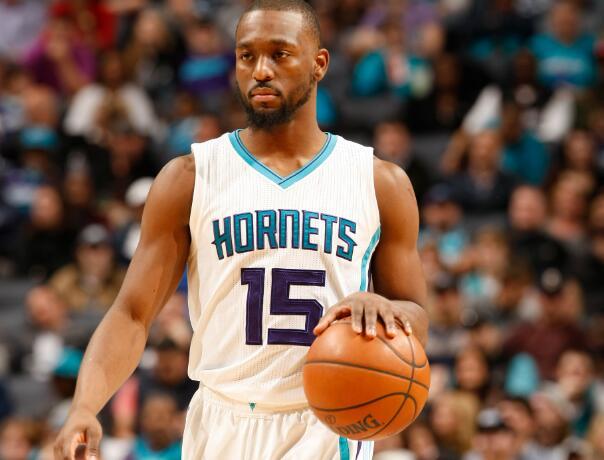 记者：伊萨克已回归纽卡训练，本周他将与俱乐部讨论未来（记者：伊萨克重返纽卡训练，本周将与俱乐部商讨未来规划）