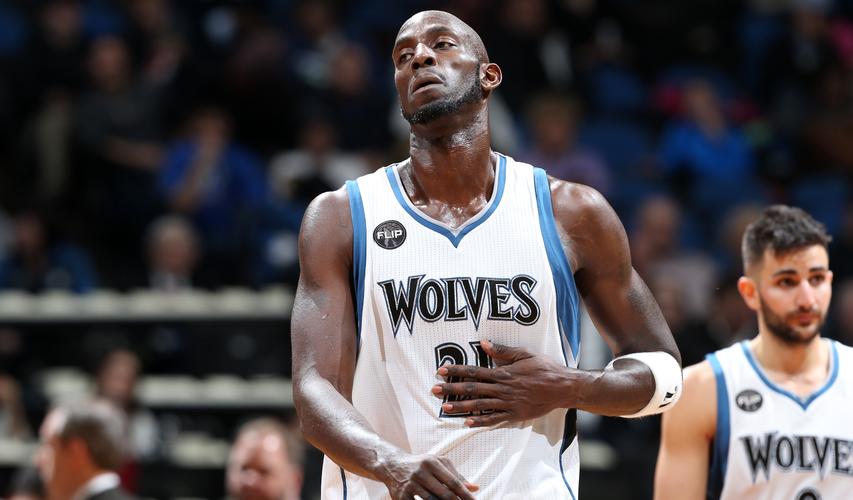 🎮布达佩斯Major：黑色闪光隐身，黑豹1-2遭NaVi爆冷淘汰（🎮布达佩斯Major冷门：黑色闪光迷失，NaVi 2-1送黑豹出局）