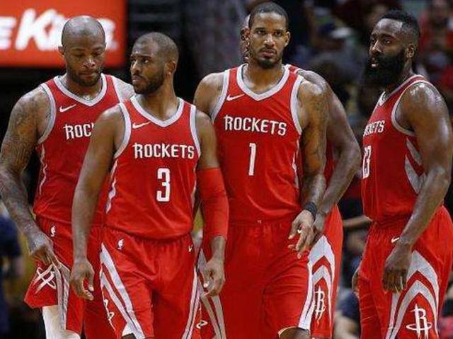 马刺117-102赛季三杀雷霆，文班19+11，福克斯29分（马刺117-102赛季横扫雷霆，文班19分11篮板，福克斯29分）