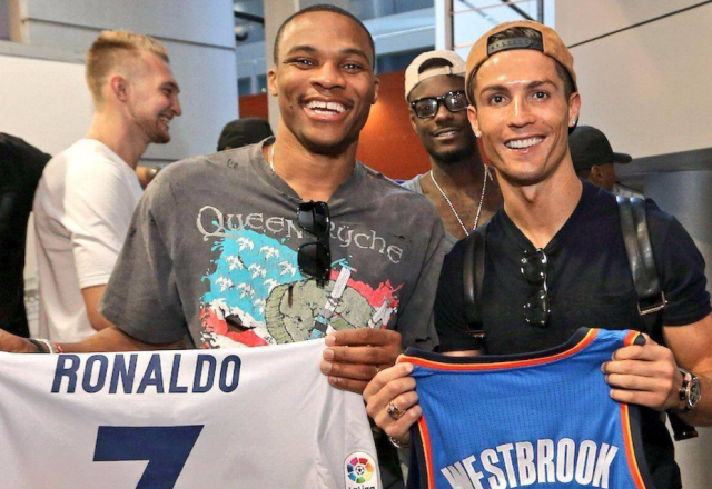 索兰克：赢得欧联杯是人生最棒的时刻，从《龙珠》中学到很多（索兰克：欧联夺冠是我人生高光时刻，许多启发源自《龙珠）