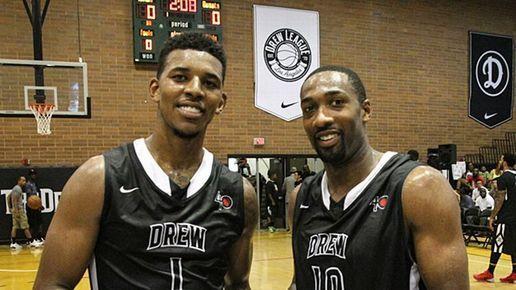 胡梅尔斯：德国会顺利小组出线；现在评估夺冠可能性意义不大（胡梅尔斯：德国小组出线无忧，当下谈夺冠概率为时尚早）