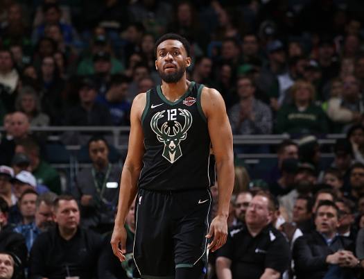 中超赛报：山东泰山主场战胜武汉三镇＂,（中超快讯：山东泰山主场击败武汉三镇）