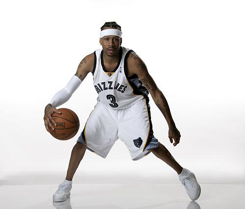 国足官方：祝愿魏祥鑫在法甲提升能力，为中国足球贡献力量（国足官方：期待魏祥鑫在法甲锤炼提升，助力中国足球）